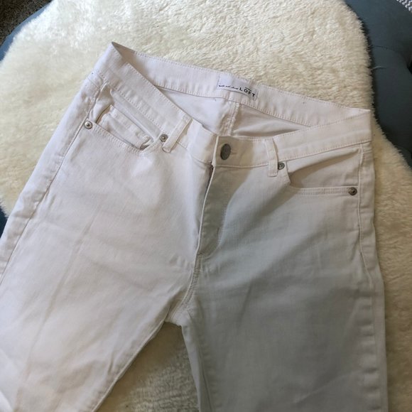 LOFT Modern Kick Crop Fit Skinny Jeans in White - Picture 3 of 7